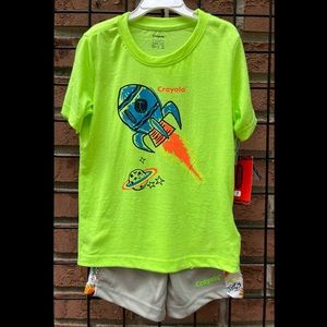 Crayons Crayons outfit